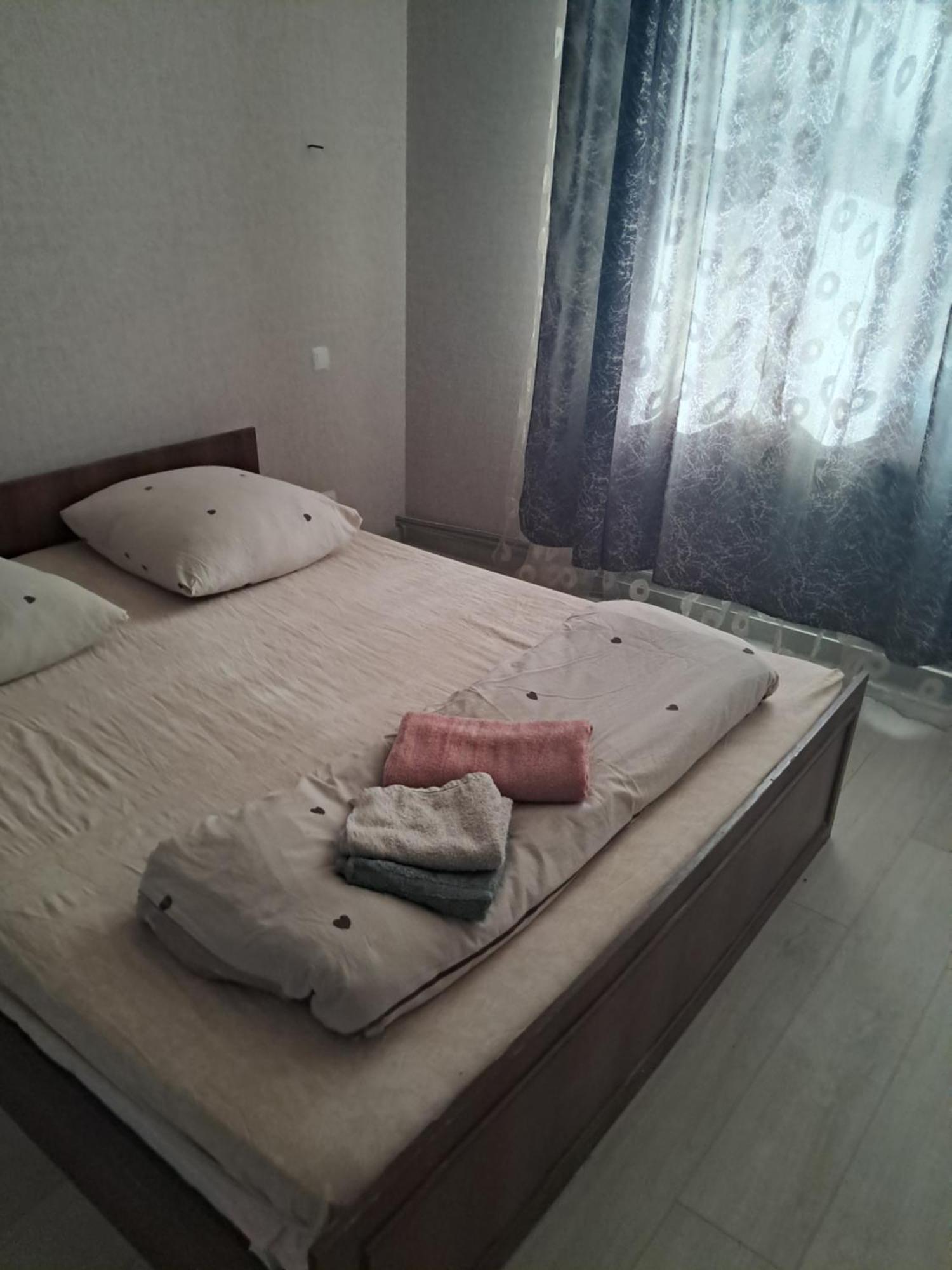 Міні-Готель Бахус Kamianets-Podilsky Extérieur photo